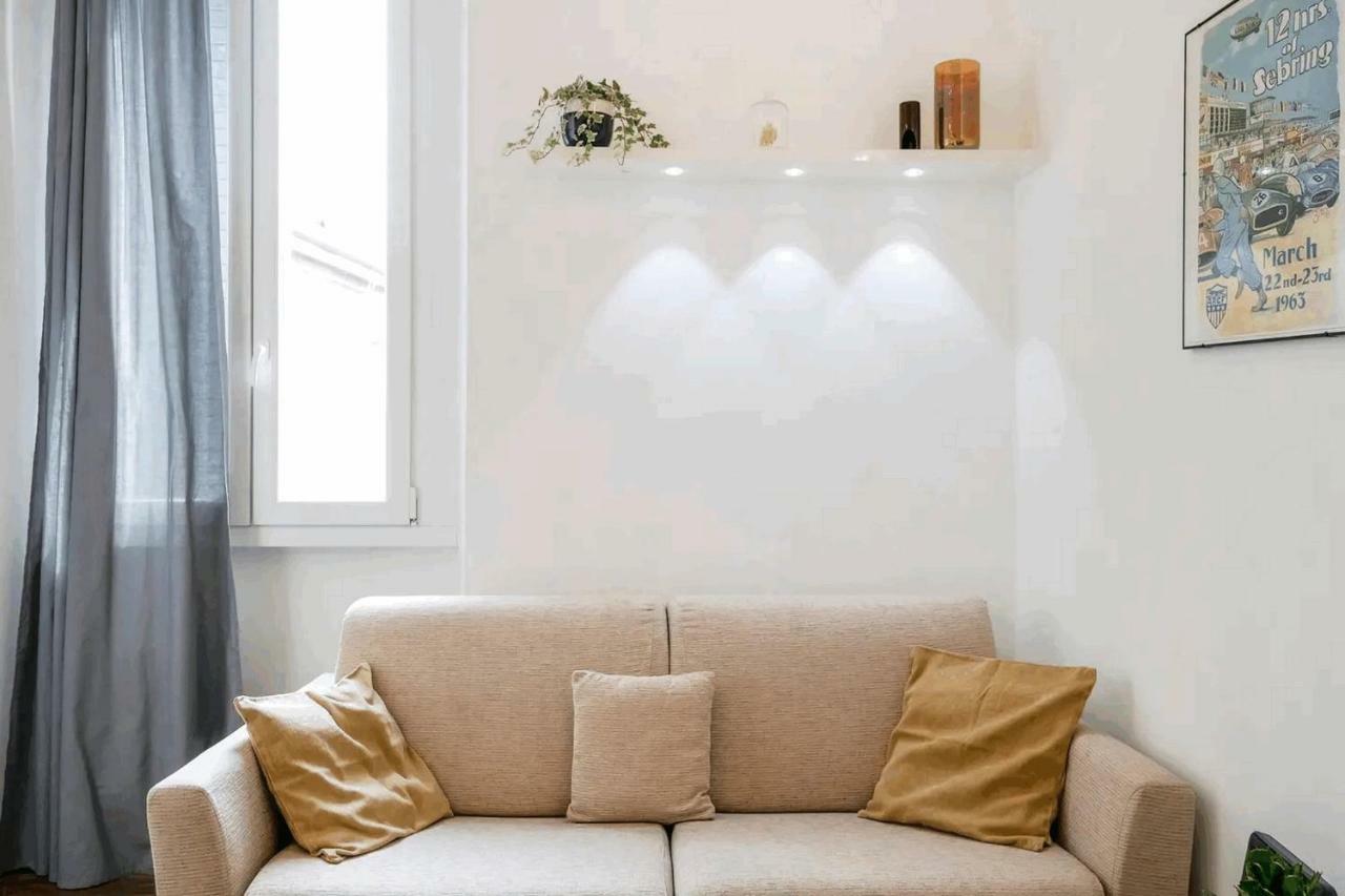 Isola View Renovated Apartment มิลาน ภายนอก รูปภาพ