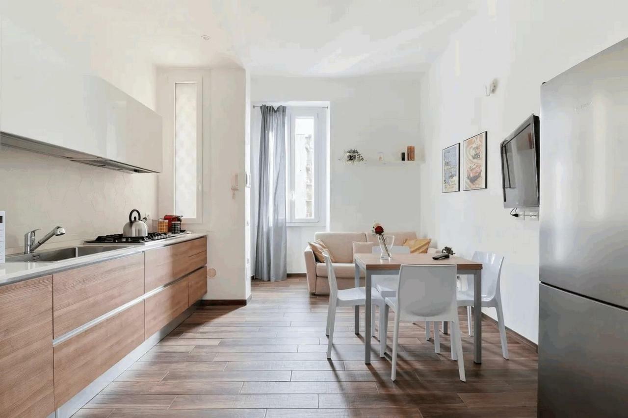 Isola View Renovated Apartment มิลาน ภายนอก รูปภาพ